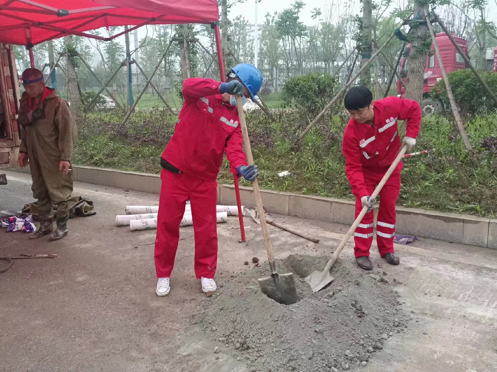 鄞州管道疏通哪家好】及时进行市政管道清淤